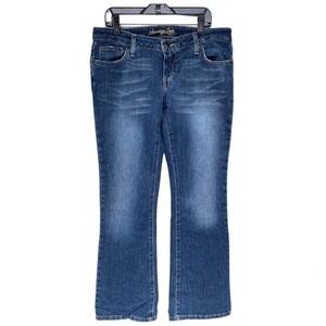 American Eagle Women's Stretch Semi-Flare Leg Jeans
